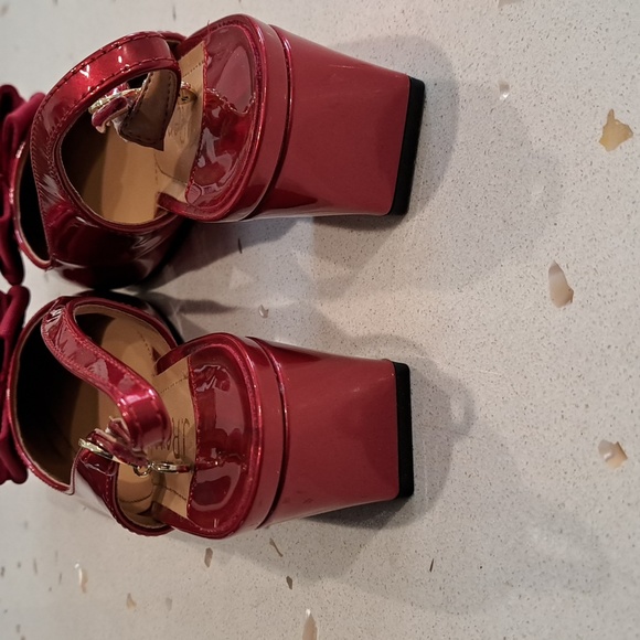 NWOT J. Renee Faaye heels - Picture 6 of 13